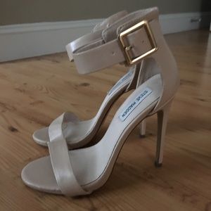 Steve Madden Marlenee heel